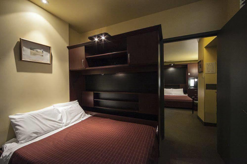 Anne Ma Soeur Anne Hotel Studio Montreal Ngoại thất bức ảnh