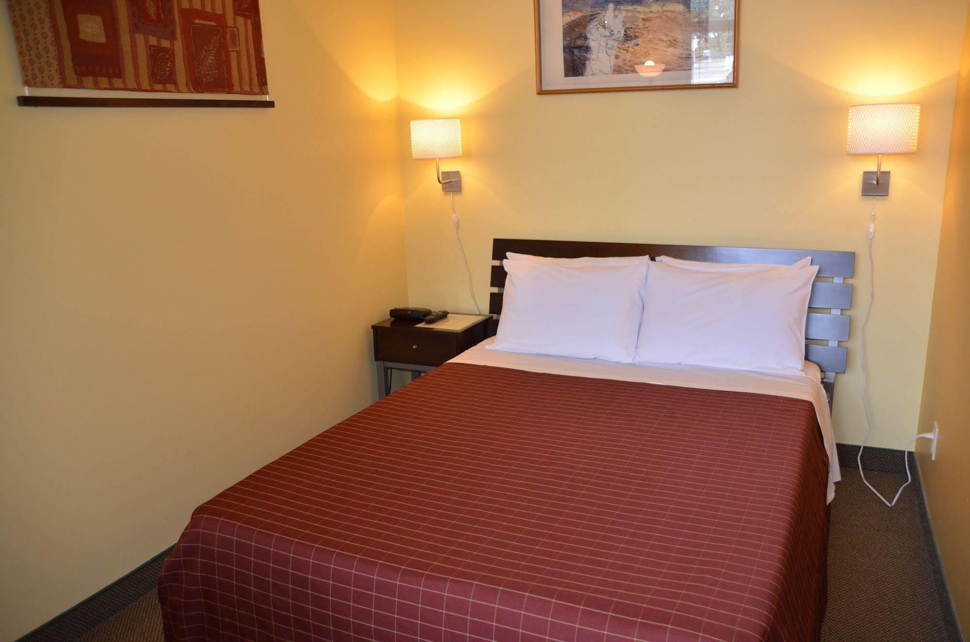 Anne Ma Soeur Anne Hotel Studio Montreal Ngoại thất bức ảnh